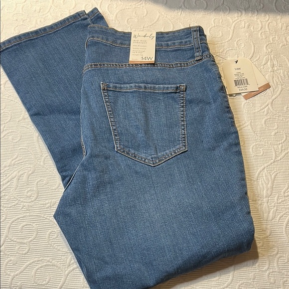 Wonderly Mid-Rise Straight Blue Jeans. NWT 14W - Picture 1 of 9